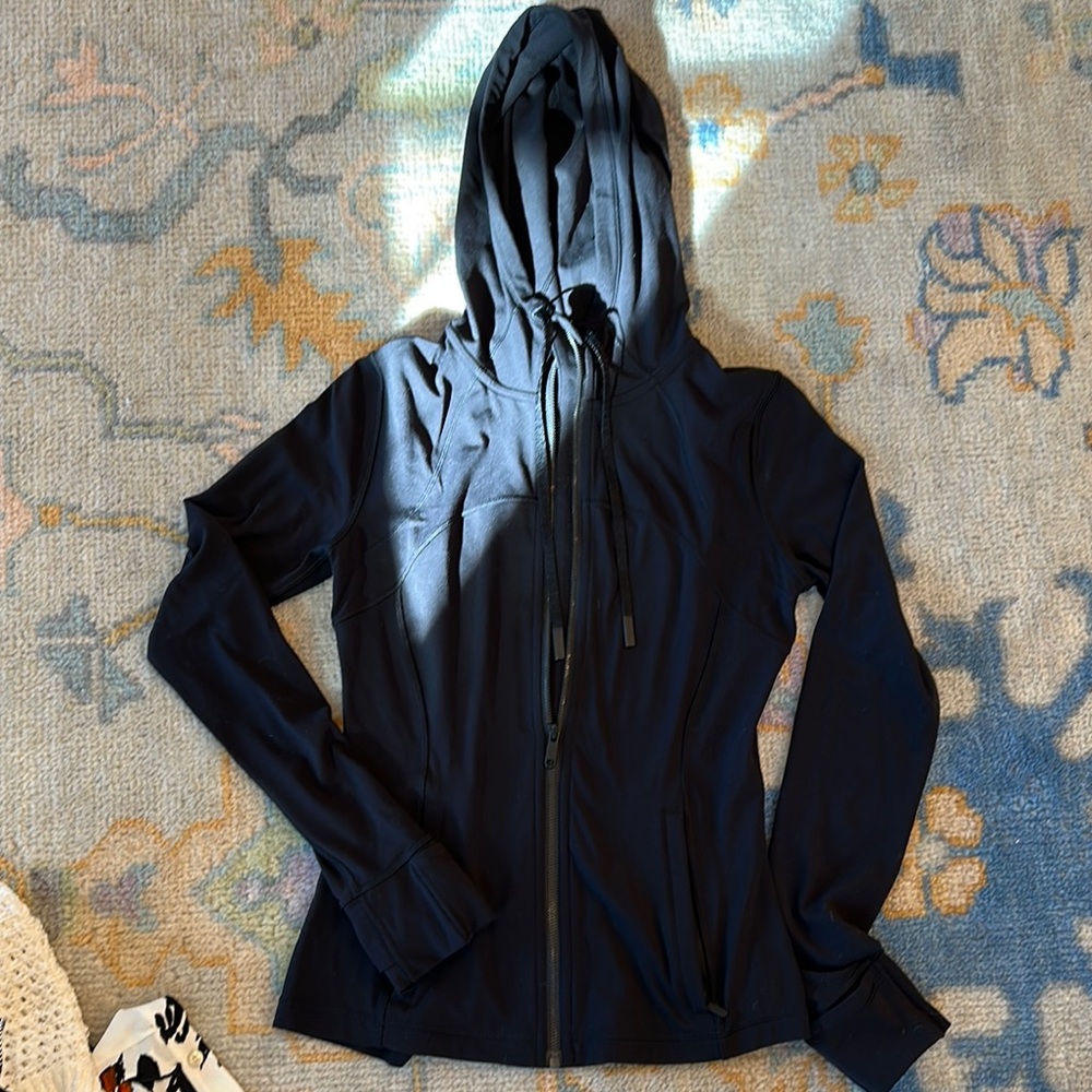 Lululemon Athletica Black Fitted Hooded Jacket- nulu. Never worn